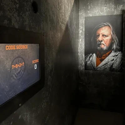 La cellule Code Source de Prison Island